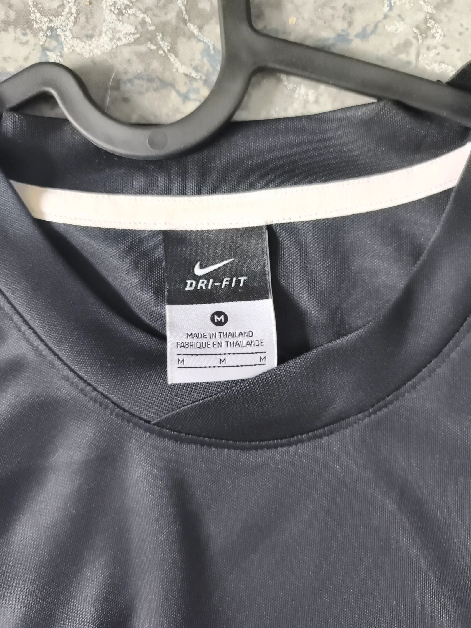 Camiseta Nike Dri-FIT de manga larga– Talla M – photo 3
